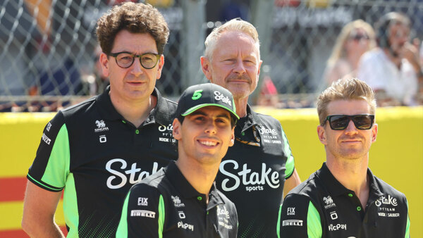 GABRIEL BORTOLETO E MATTIA BINOTTO: SEMAFORO VERDE