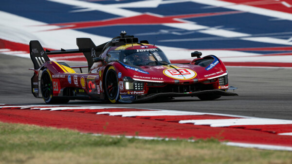 ANTONIO GIOVINAZZI: ROSSO FERRARI 