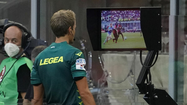 ROSETTI, MARCHEGIANI, COMPAGNONI: NE PARLIAMO AL VAR SPORT