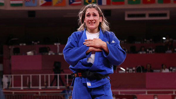 MARIA CENTRACCHIO: VIVERE CON LA FIBROMIALGIA