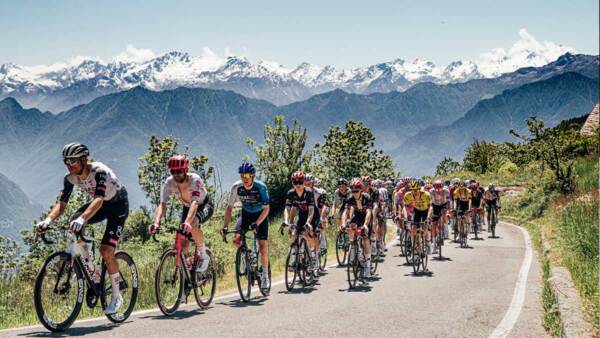 GIRO D'ITALIA TRA IMPATTI ECONOMICI E BENESSERE SOCIALE 