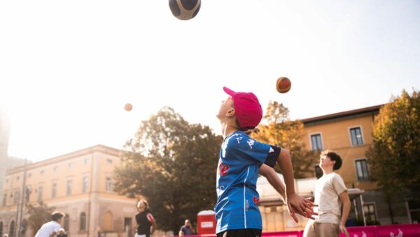  SHOWTIME ON THE COURT: FREESTYLE 