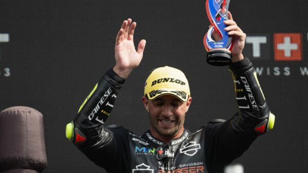 Andrea Iannone: Sempre in piega